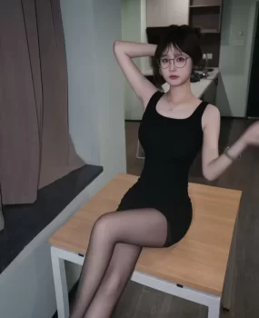 性感尤物迷人小姐姐