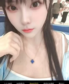 哺乳期宝妈青青