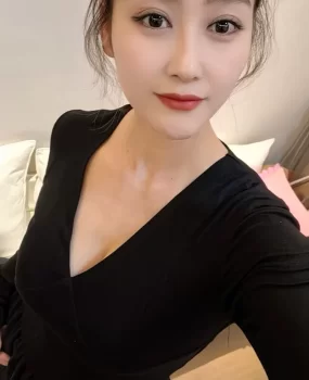 南京江宁巨乳木子