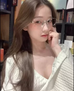 南京三点粉嫩在校大学生兼职