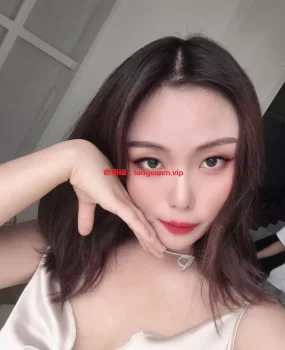 西乡塘一个妹子