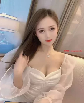 小店区：极品兼职小骚女，身材爆灯屁股很翘，服务走心 放得开